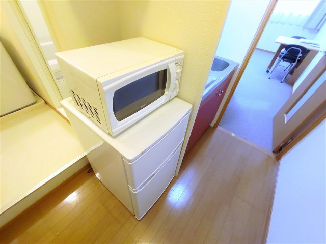 レオパレス花山手のキッチン|設備仕様は号室により異なる為、現況を優先します。