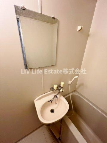 クレセントハイツ21の洗面所