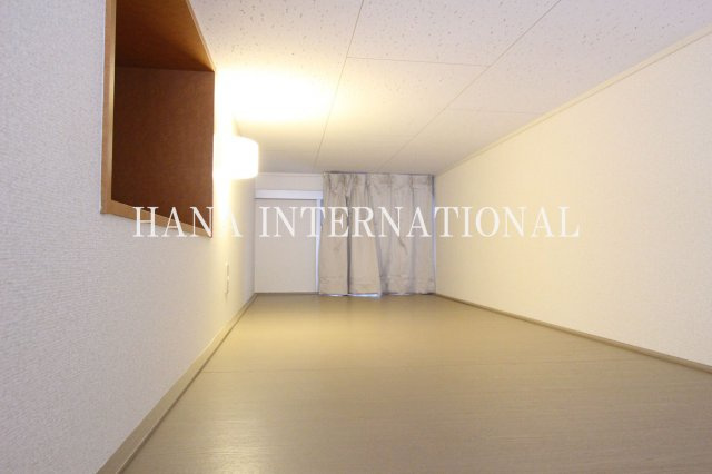 レオパレスしらさぎの寝室