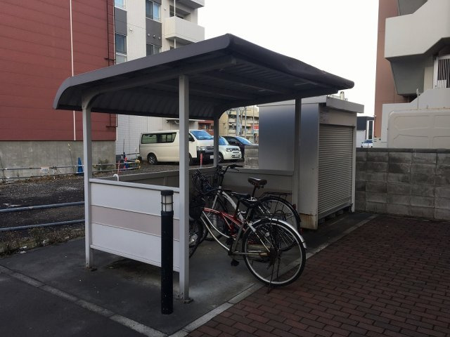 レオパレスルキナのその他|駐輪場