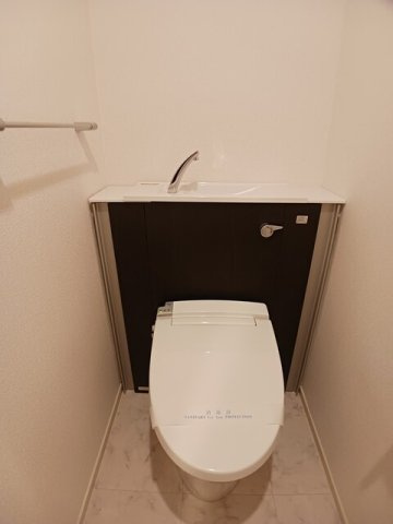 ジャルディーノ　南葛西のトイレ