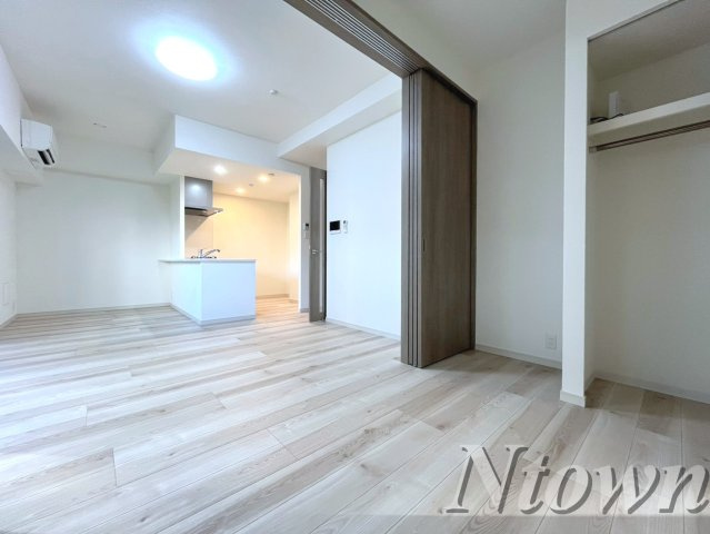 【洋室】 | S-RESIDENCE高岳clarity | スタンダードな洋室です