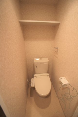 Luxe天神橋のトイレ