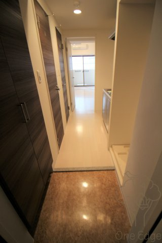 Luxe天神橋の玄関