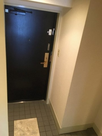 【玄関】グランヴィ新大阪 