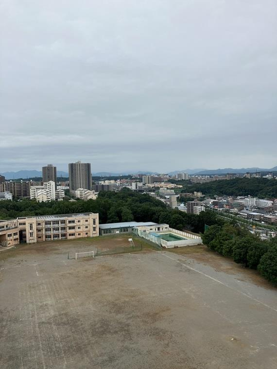 蓮生寺公園通り三番街第五号棟の展望