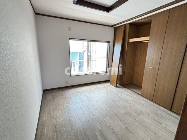 点野1丁目貸家の洋室
