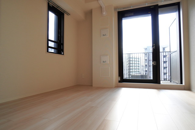 Ｌｏｕｉｓ　Ｃｏｕｒｔ　Ｋｉｔａｓｈｉｎａｇａｗａの居間・リビング|※写真は同タイプ住戸です。