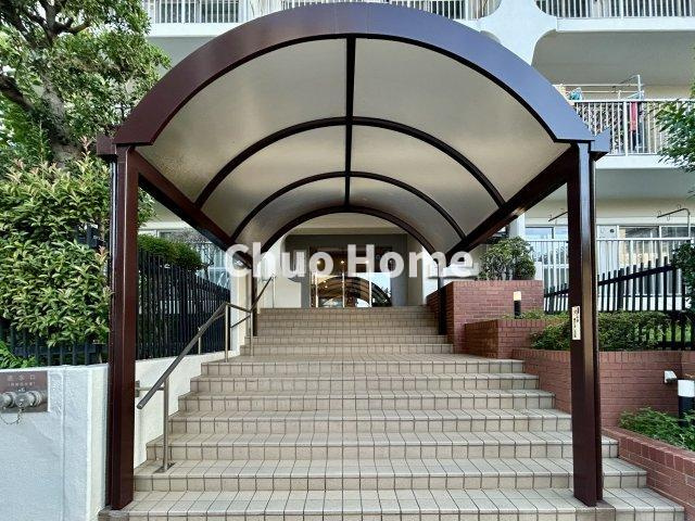 マンション東陽町のエントランス|【エントランス】マンションのエントランスは、その物件の印象を決める、顔とも言える場所です。毎日通る場所ですからきれいなのが一番です。