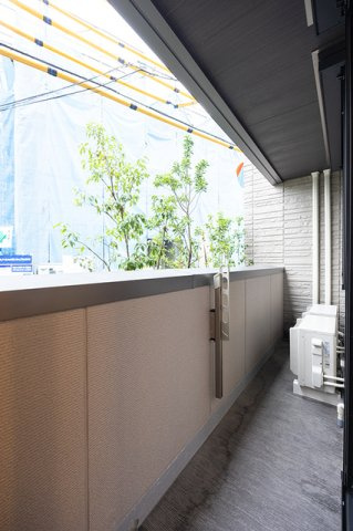 ザ・プレイス中野桃園のバルコニー|※写真は同タイプ住戸です。
