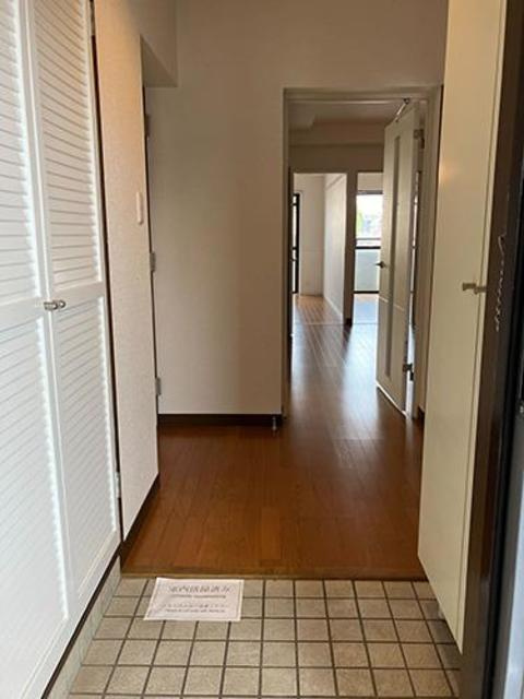 第２ゼルコーバ烏山の玄関|※写真は同タイプ住戸です。