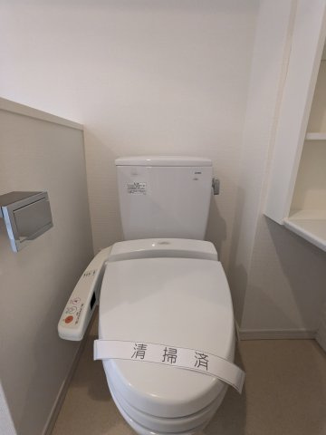 リュクス千歳船橋のトイレ|シンプルで使いやすいトイレです
