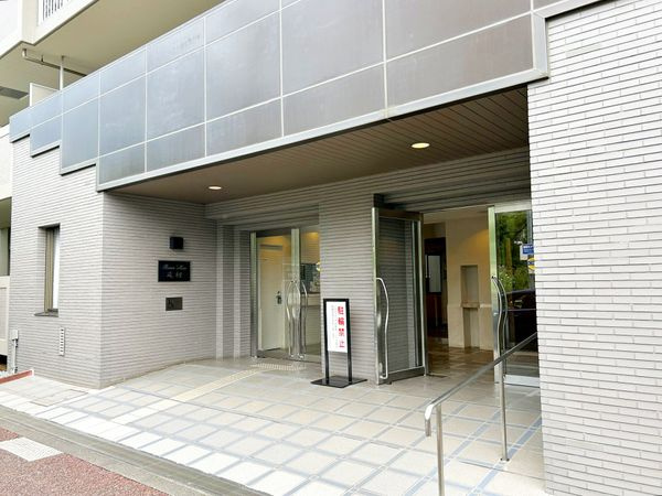 ライネスハイム志村のエントランス|ライネスハイム志村：ペット飼育可能なマンションです！