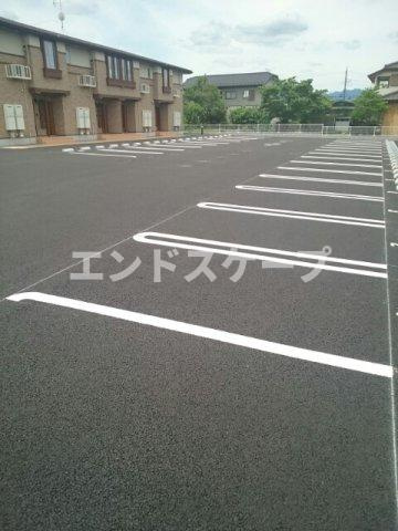 コンフォート　古屋　Ｃの駐車場|高崎、前橋のお部屋探しはエンドスケープまで！お客様の理想お聞かせ下さい♪