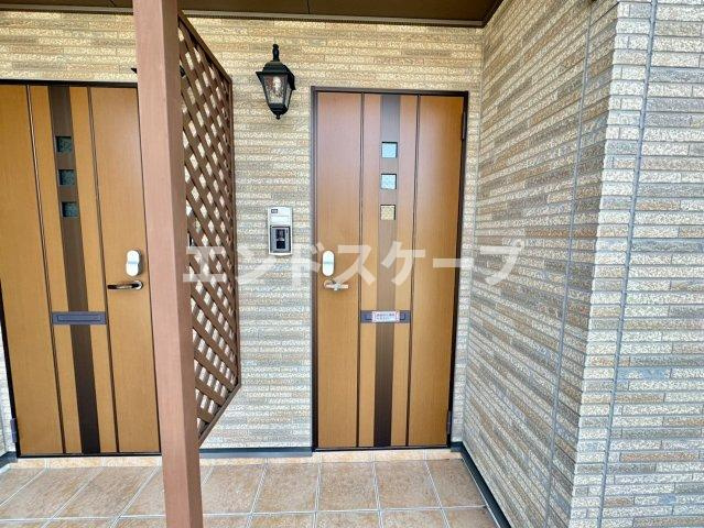 コンフォート　古屋　Ｃのエントランス|高崎、前橋のお部屋探しはエンドスケープまで！お客様の理想お聞かせ下さい♪