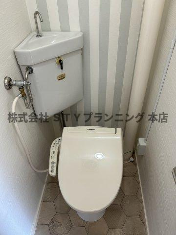 仲介手数料0円！佐枝ビルのトイレ