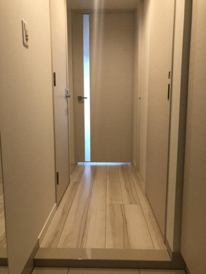 【玄関】