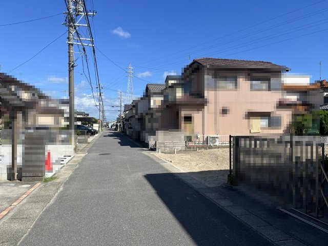 【前面道路含む現地写真】の画像