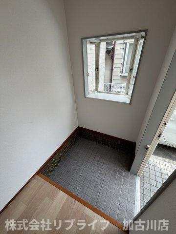 太子戸建ての玄関