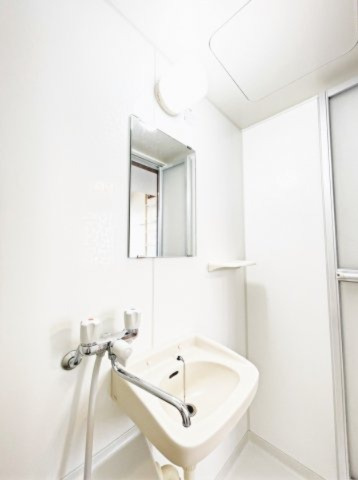新宿区高田馬場４丁目のアパートの洗面所|同仕様