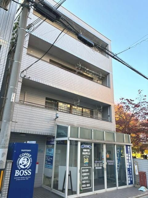 京都市中京区大宮通三条下る三条大宮町の一棟マンション