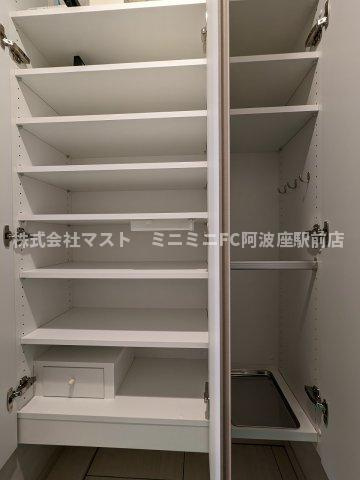 ブランズ大阪福島の収納