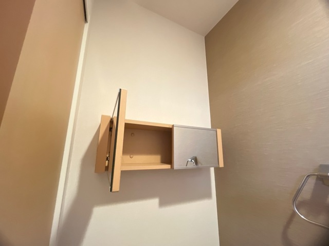 リアンの内装|トイレ収納