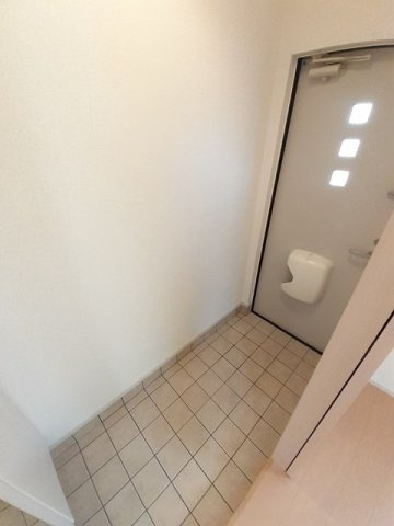 レユスィートＹ　Ⅶの玄関|玄関です