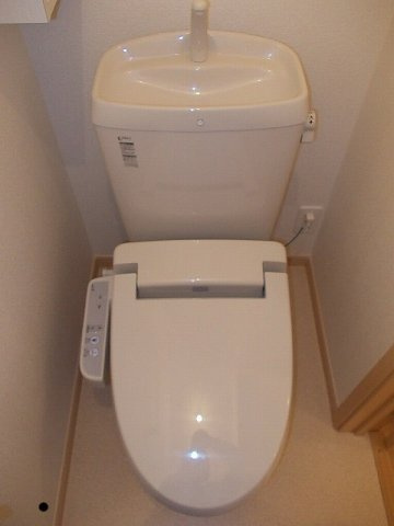 シャルマン・ドミール　Ⅰのトイレ|コンパクトで使いやすいトイレです
