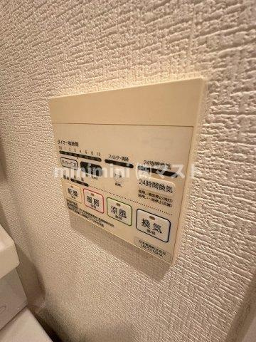 オリエンタル靱本町の設備