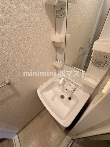 オリエンタル靱本町の洗面所
