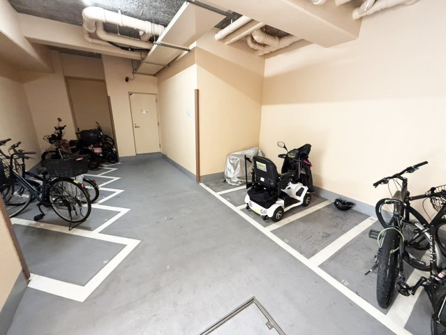 パレステージ四ツ橋の駐輪場|敷地内駐輪場です。（２０２６年８月現在）