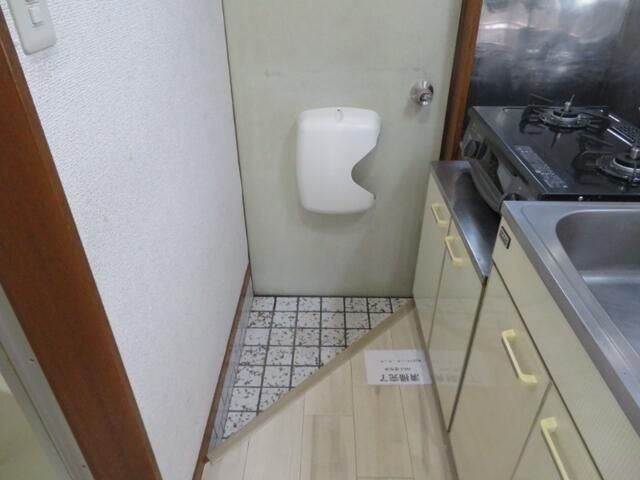 コーポつくしの玄関