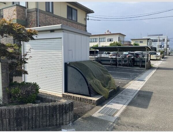 High Avenue　Aの周辺