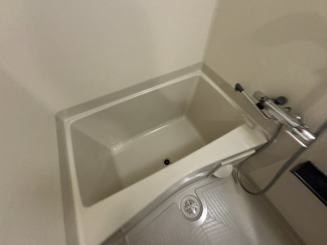  | プレサンス心斎橋ソレイユ