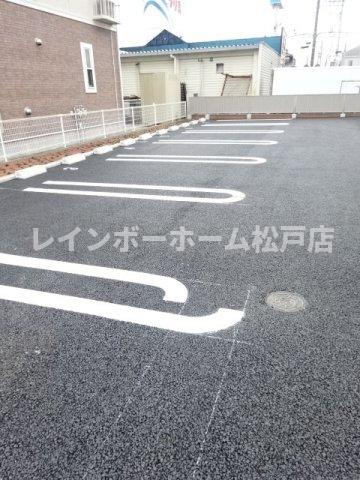 【非対面対応】接客・申込・契約オンライン！LINE×相談可！の駐車場