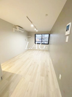 【寝室】 | Bloom Tower Oshiage | 寝室です。