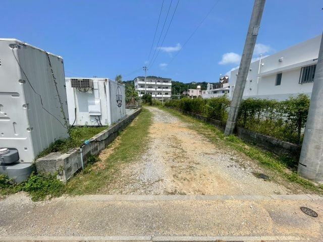 本部町東の前面道路含む現地写真