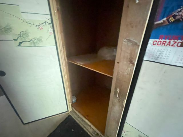 名護市稲嶺の内装