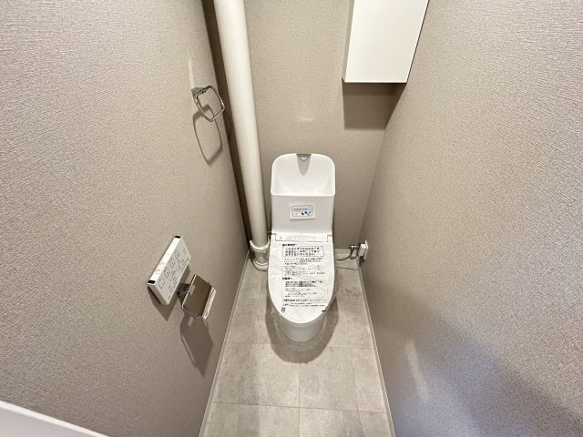 【トイレ】 | ローズハイツ夙川 | シンプルで使いやすいトイレです