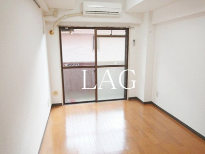 【居間・リビング】 | ハイデンス市川 | 洋室のお部屋です。