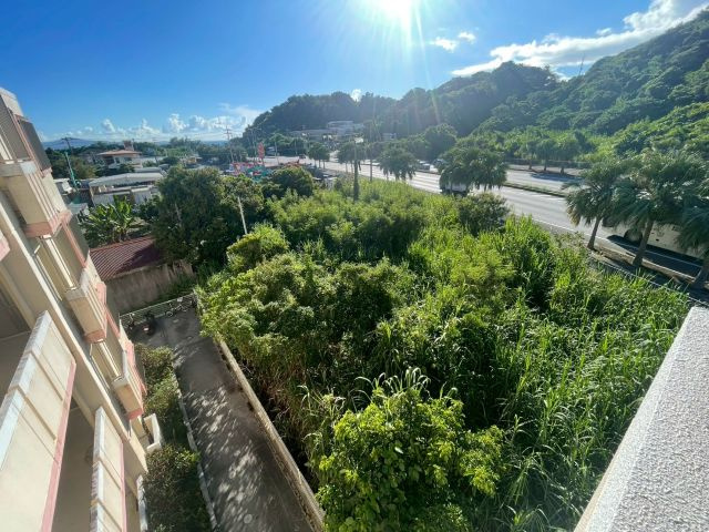 名護市屋部の外観