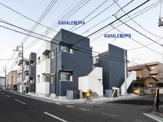 松戸市樋野口のアパートのエントランス