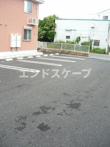 アリエッタⅠの駐車場|高崎、前橋のお部屋探しはエンドスケープまで！お客様の理想お聞かせ下さい♪