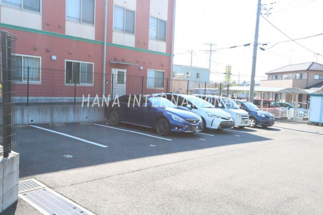 ポトリバＧの駐車場