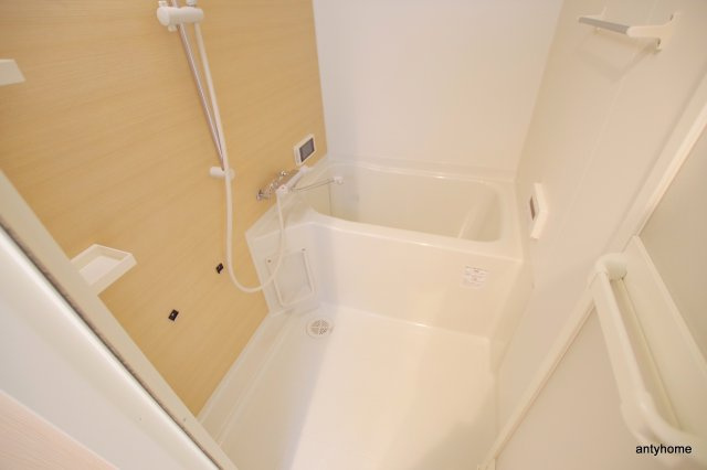 W O B UMEDA　仲介手数料無料の浴室