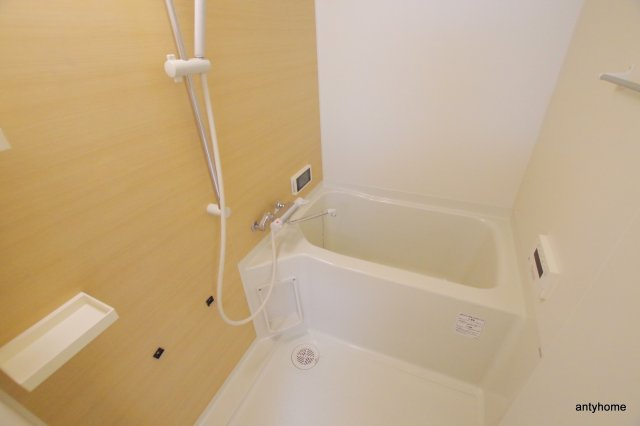 W O B UMEDA　仲介手数料無料の浴室