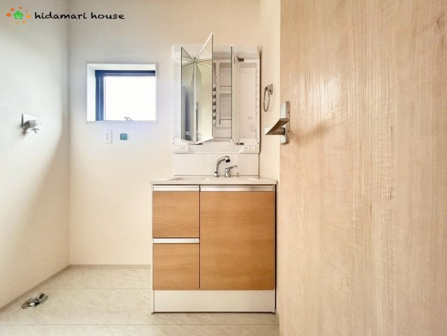 上尾市平方2期　新築戸建　リーブル03の洗面所