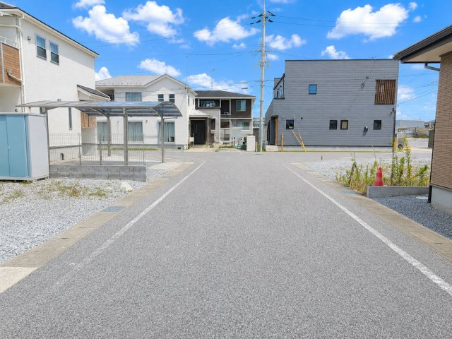 東近江市五個荘石塚町の前面道路含む現地写真|前面道路含む現地写真です