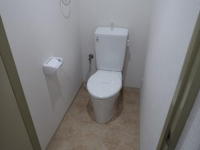 座間紫波マンションのトイレ